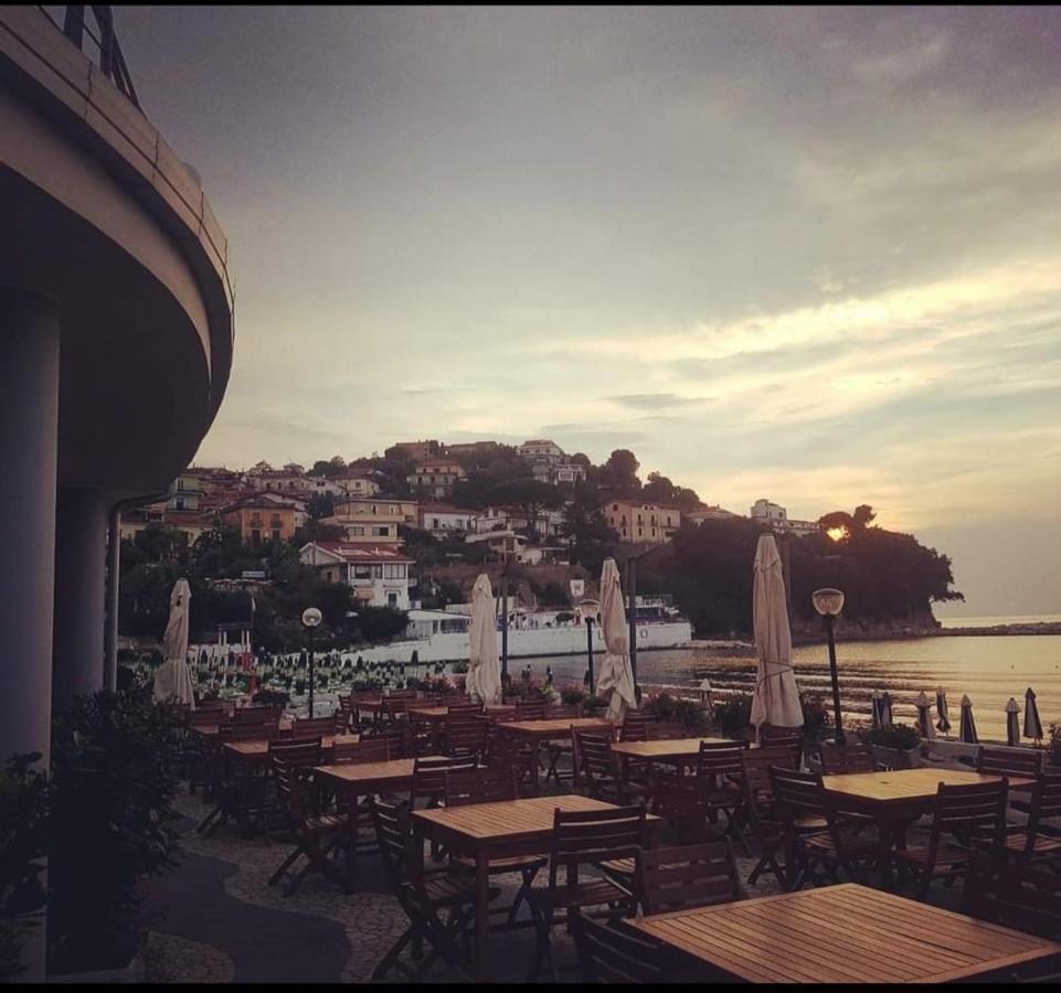 B&B Oasi Rooms Agropoli Ngoại thất bức ảnh